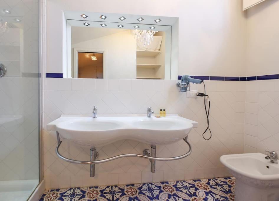 Florence- Alfieri Prestige With Terrace *