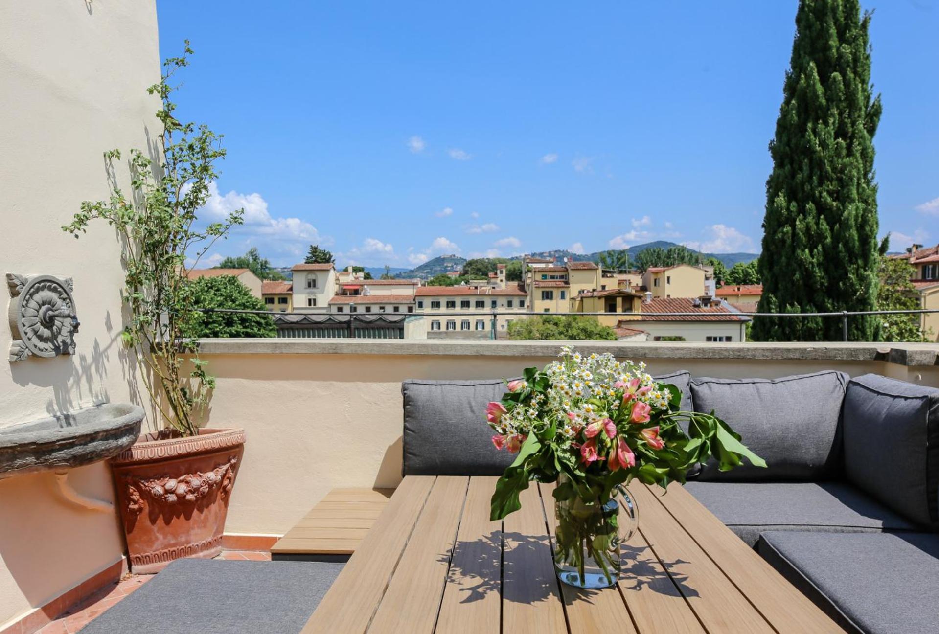 Florence- Alfieri Prestige With Terrace Apartment *